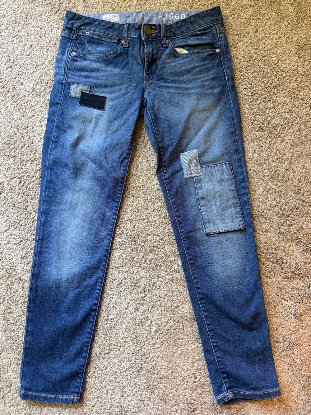 Gap women’s Patchwork low rise Slim Fit Jeans - Blue